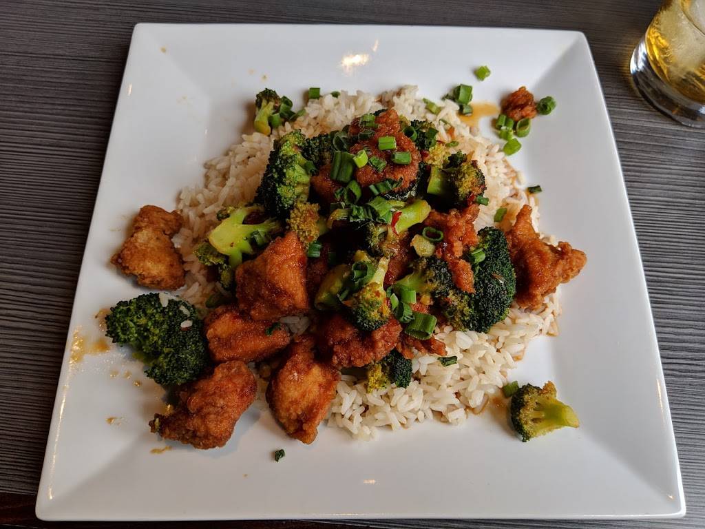 Tabards Kitchen | restaurant | 12030 Blue Valley Pkwy, Overland Park, KS 66213, USA | 9138085688 OR +1 913-808-5688