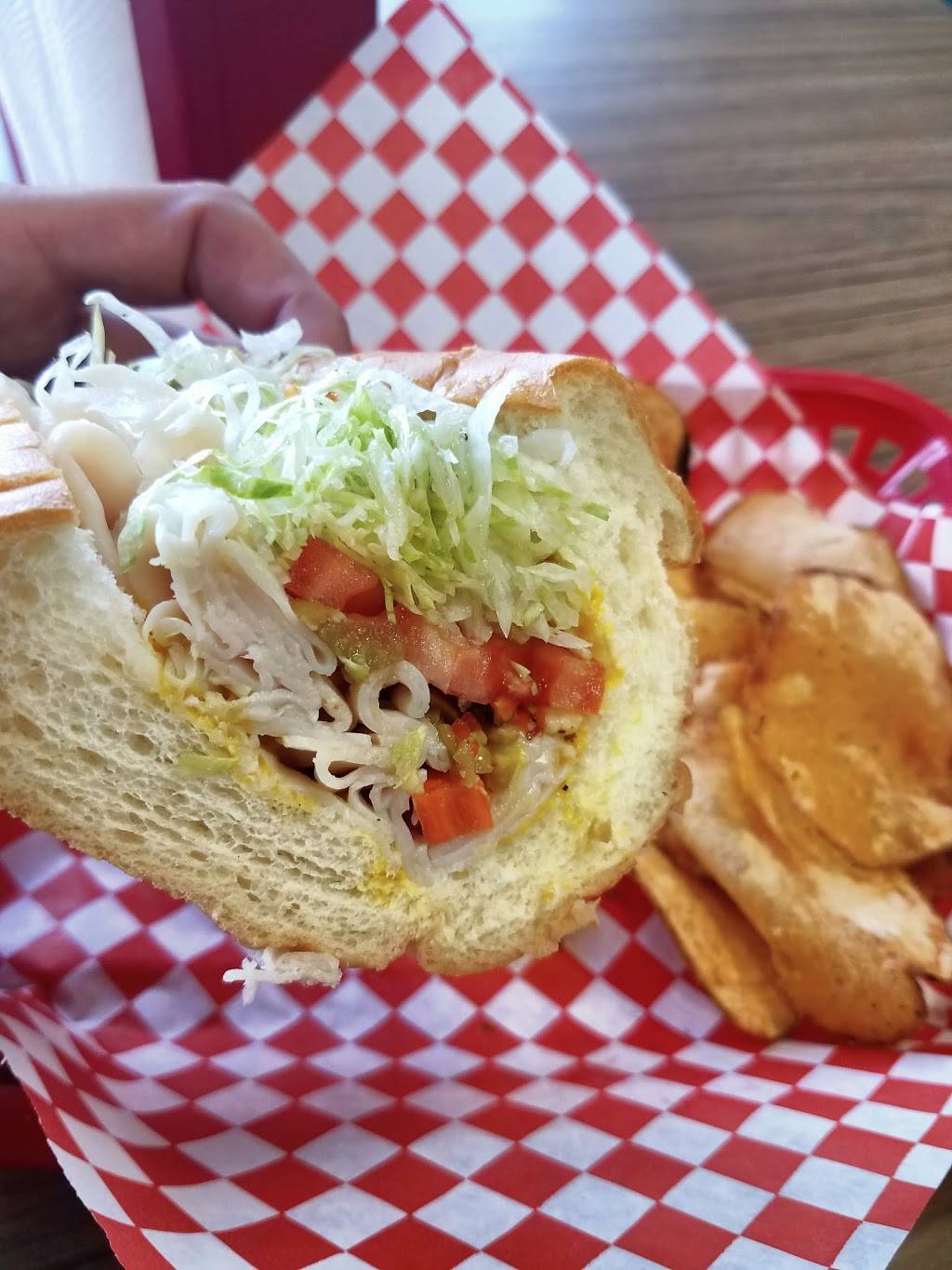 Big Jims 395 Grill | restaurant | 777 E Vista Way #204, Vista, CA 92084, USA | 7608427303 OR +1 760-842-7303