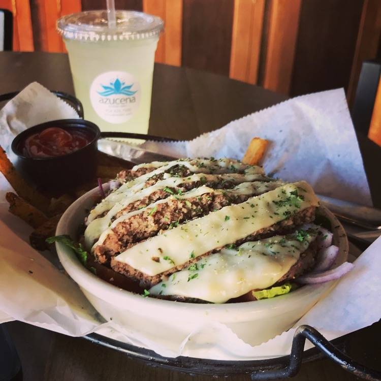 Azucena Corner Deli | restaurant | 100 E Forsyth St, Jacksonville, FL 32202, USA | 9046267600 OR +1 904-626-7600