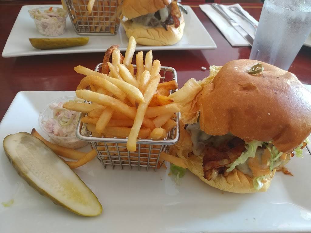 Bronx Burger House | restaurant | 5816 Mosholu Ave, Bronx, NY 10471, USA | 3478998585 OR +1 347-899-8585