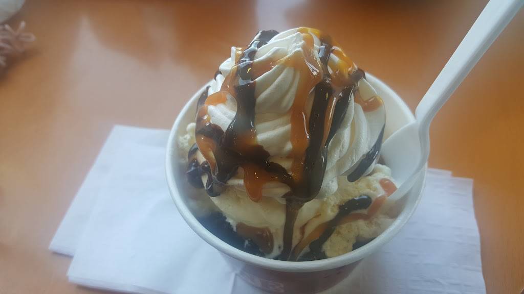 Cold Stone Creamery | bakery | 3330 S McClintock Dr #1, Tempe, AZ 85282, USA | 4804911331 OR +1 480-491-1331