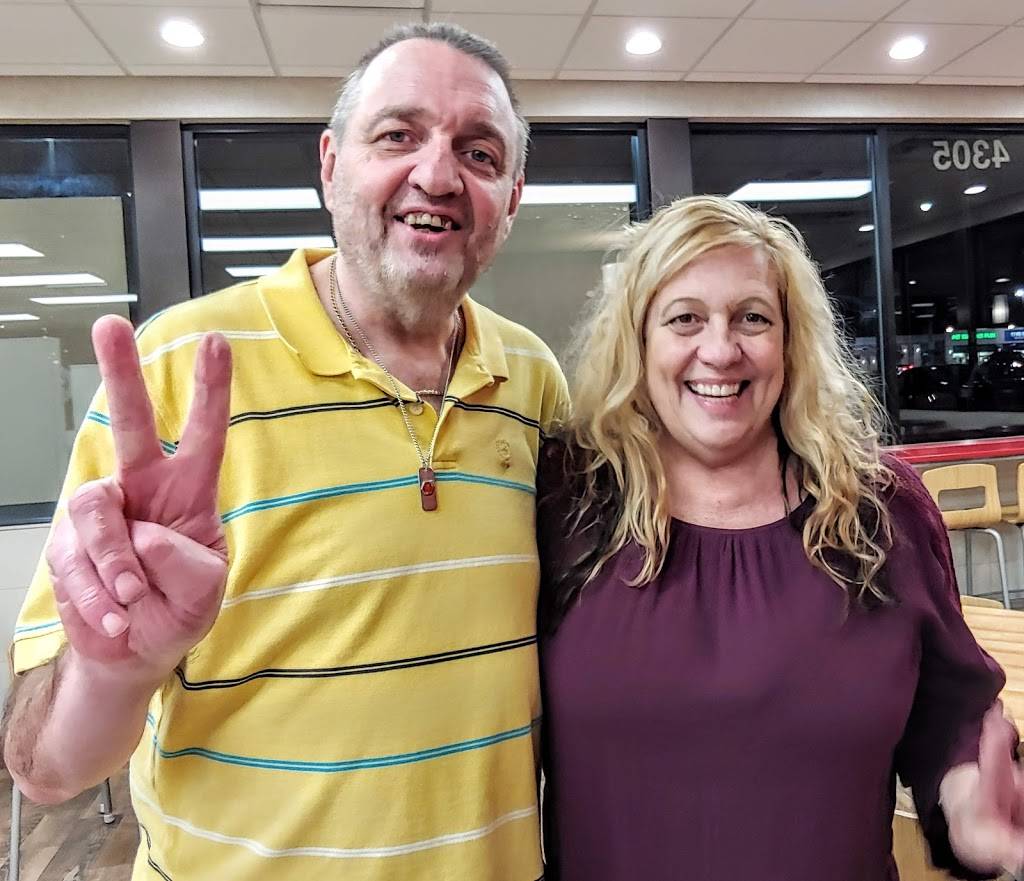 Wendys | restaurant | 4305 Kent Rd, Stow, OH 44224, USA | 3306886060 OR +1 330-688-6060