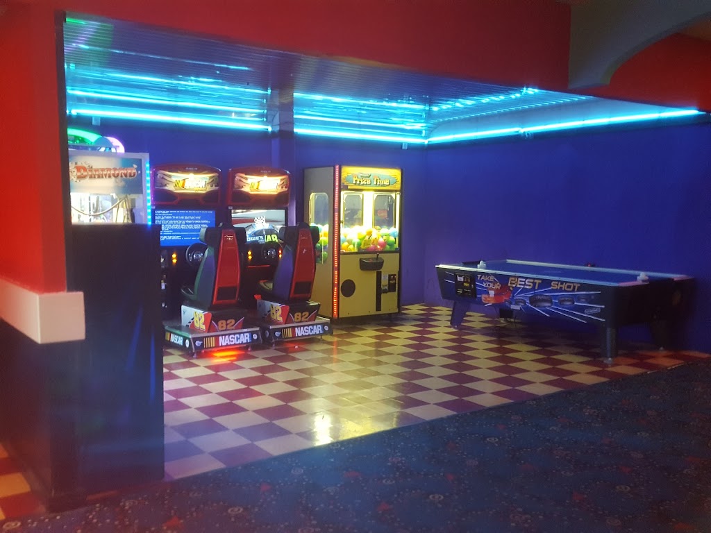 AMF River City Lanes | restaurant | 3117 Hwy 31 S, Decatur, AL 35603, USA | 2563533162 OR +1 256-353-3162