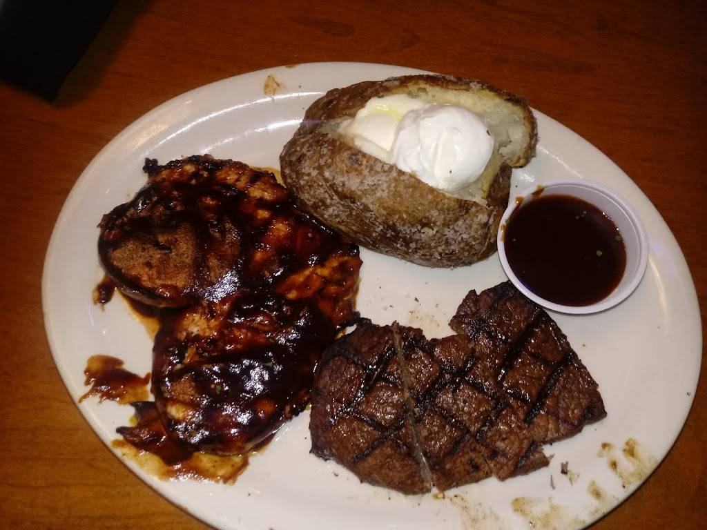 Texas Roadhouse | restaurant | 3529 Union Deposit Rd, Harrisburg, PA 17109, USA | 7175651194 OR +1 717-565-1194