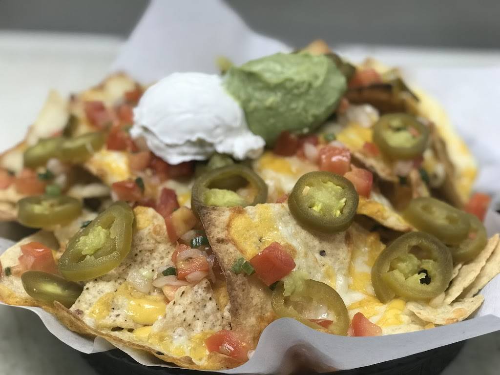 Verso Craft Kitchen & Bar | restaurant | 5619 Brecksville Rd, Independence, OH 44131, USA | 2167414444 OR +1 216-741-4444