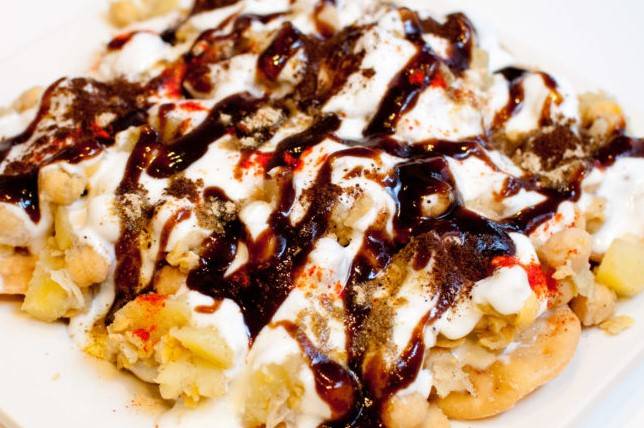 Nepal India Curry House | restaurant | 2014 Queen St E, Toronto, ON M4L 1J8, Canada | 4166907979 OR +1 416-690-7979