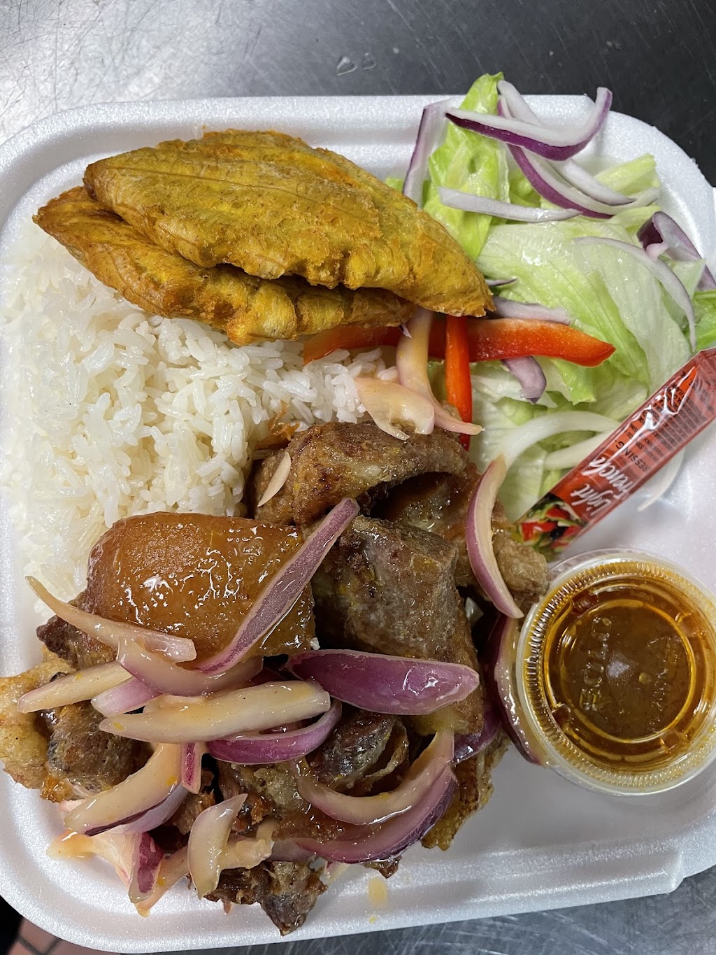 Ti Manmis Kitchen #2 | restaurant | 2166 N Dixie Hwy, Boca Raton, FL 33431, USA | 5613729166 OR +1 561-372-9166