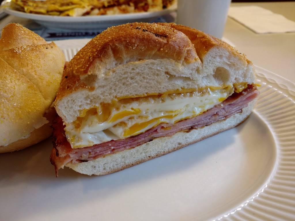 Manville Diner | restaurant | 50 S Main St, Manville, NJ 08835, USA | 9086850930 OR +1 908-685-0930