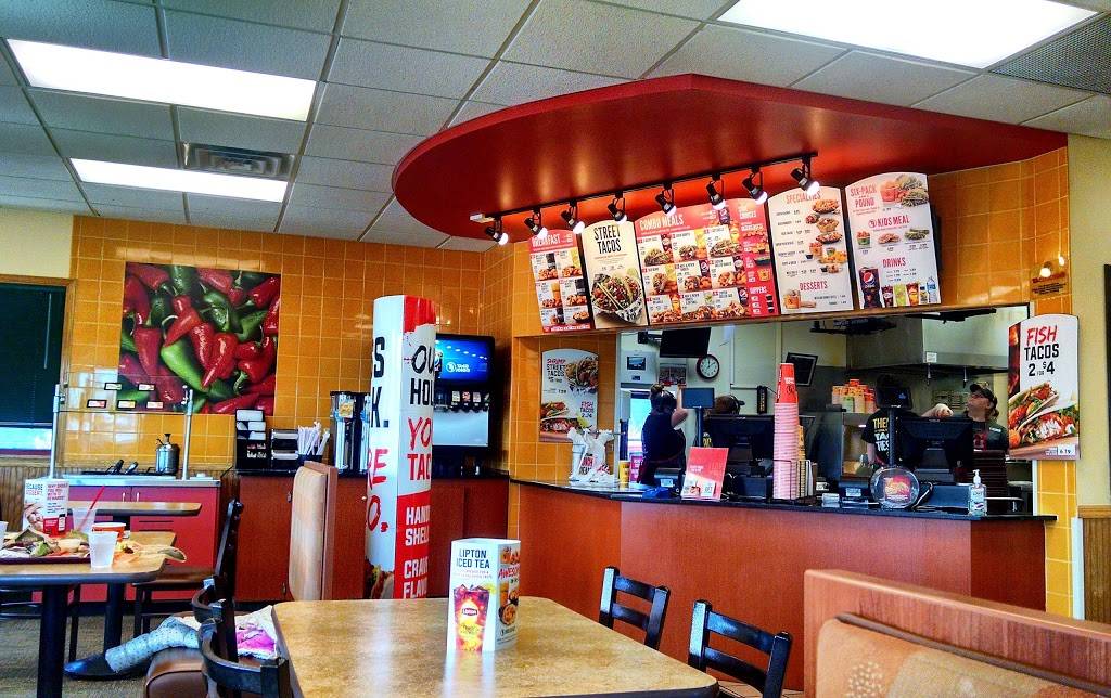 Taco Johns | restaurant | 1040 Madison Ave, Mankato, MN 56001, USA | 5073868226 OR +1 507-386-8226
