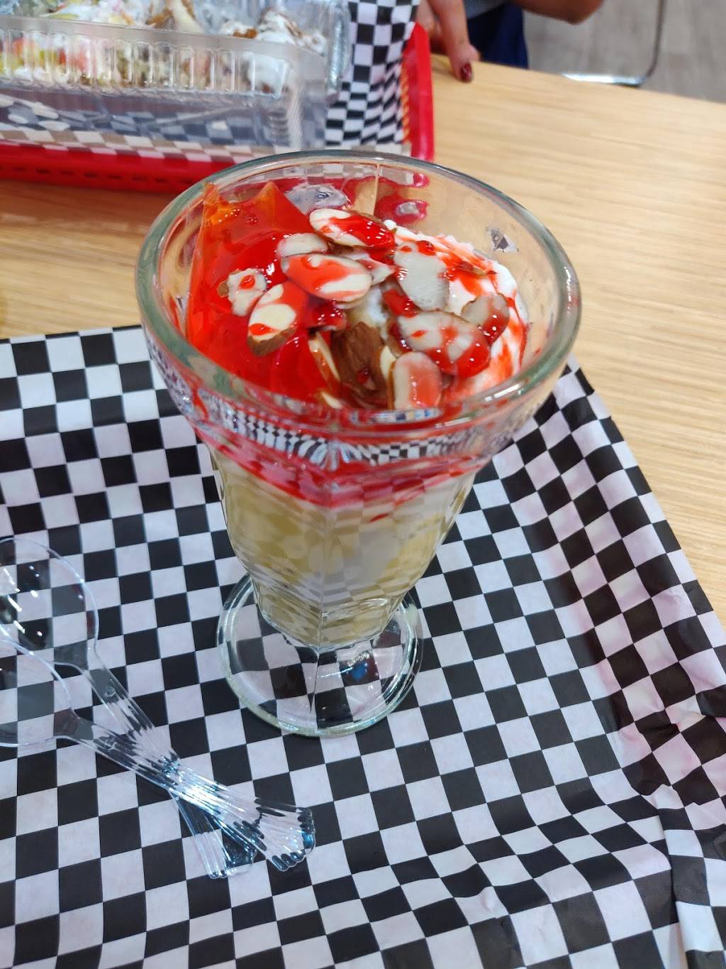 Falafel Guys | restaurant | 362 N Walton Ave, Yuba City, CA 95993, USA | 5306457200 OR +1 530-645-7200