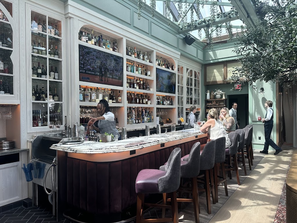 Del Mar | restaurant | 4089 The Strand E, Columbus, OH 43219, USA | 6149189298 OR +1 614-918-9298