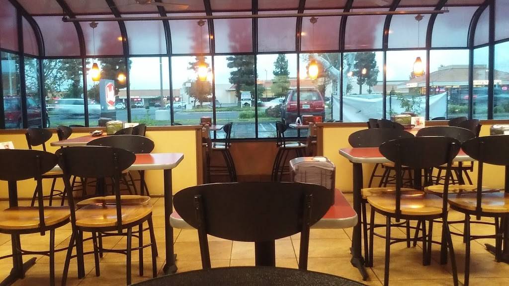 Jack in the Box | restaurant | 3111 W Florida Ave, Hemet, CA 92545, USA | 9517668890 OR +1 951-766-8890