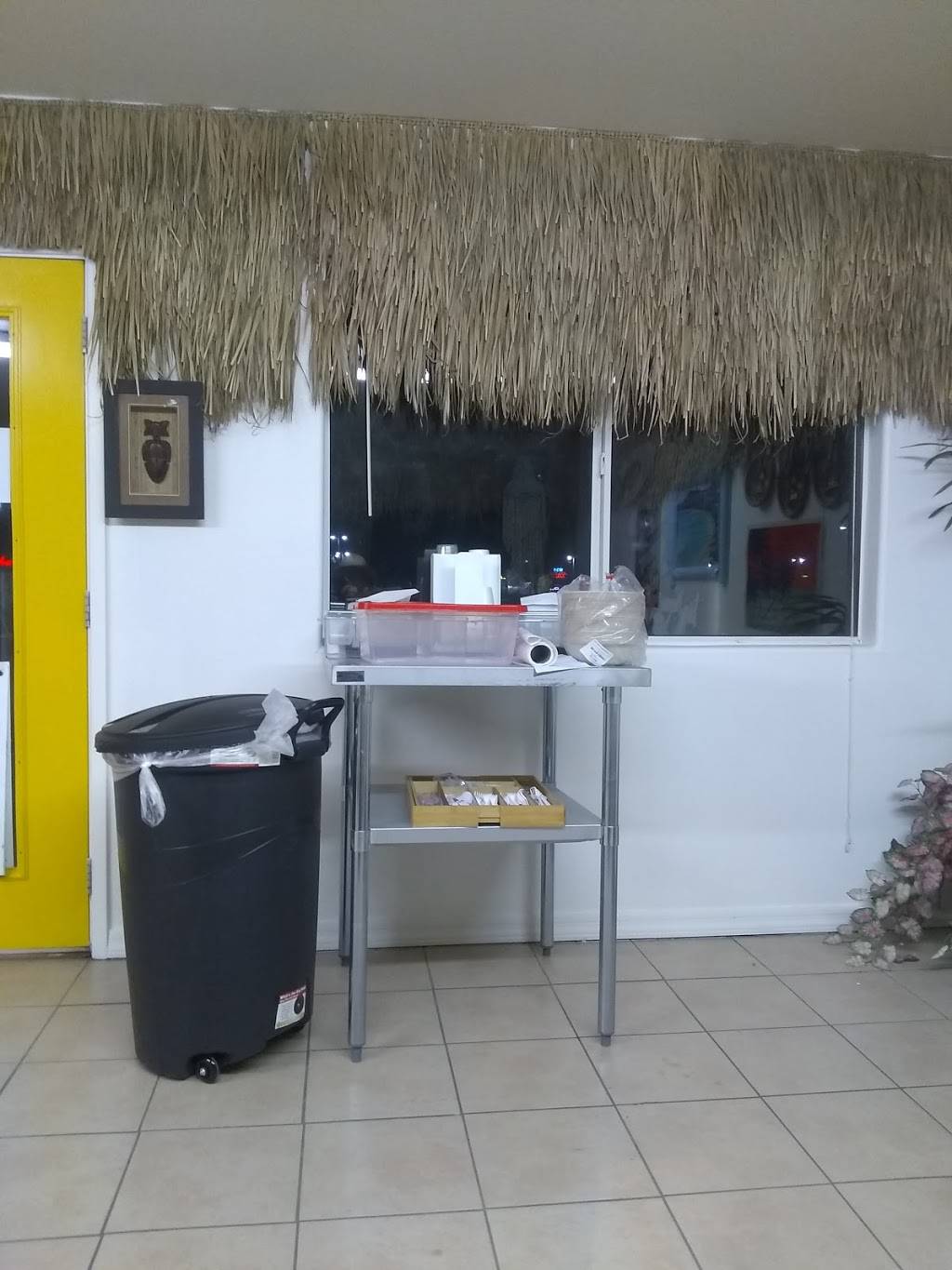 Grass Shack Hot Dogs, Shaved Ice, Pulled Pork. Lemonade | meal takeaway | 10664 E Apache Trail, Mesa, AZ 85208, USA | 4808097112 OR +1 480-809-7112