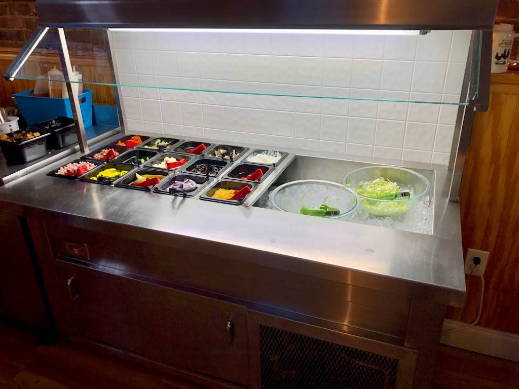 Downtown Pizza Pub | restaurant | 112 S Main St, Harrodsburg, KY 40330, USA | 8596056488 OR +1 859-605-6488