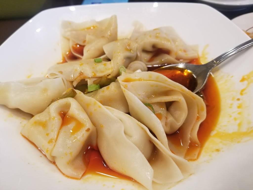 Wild Pepper Szechuan Cuisine | restaurant | 16860 Southcenter Pkwy, Tukwila, WA 98188, USA | 2067395979 OR +1 206-739-5979