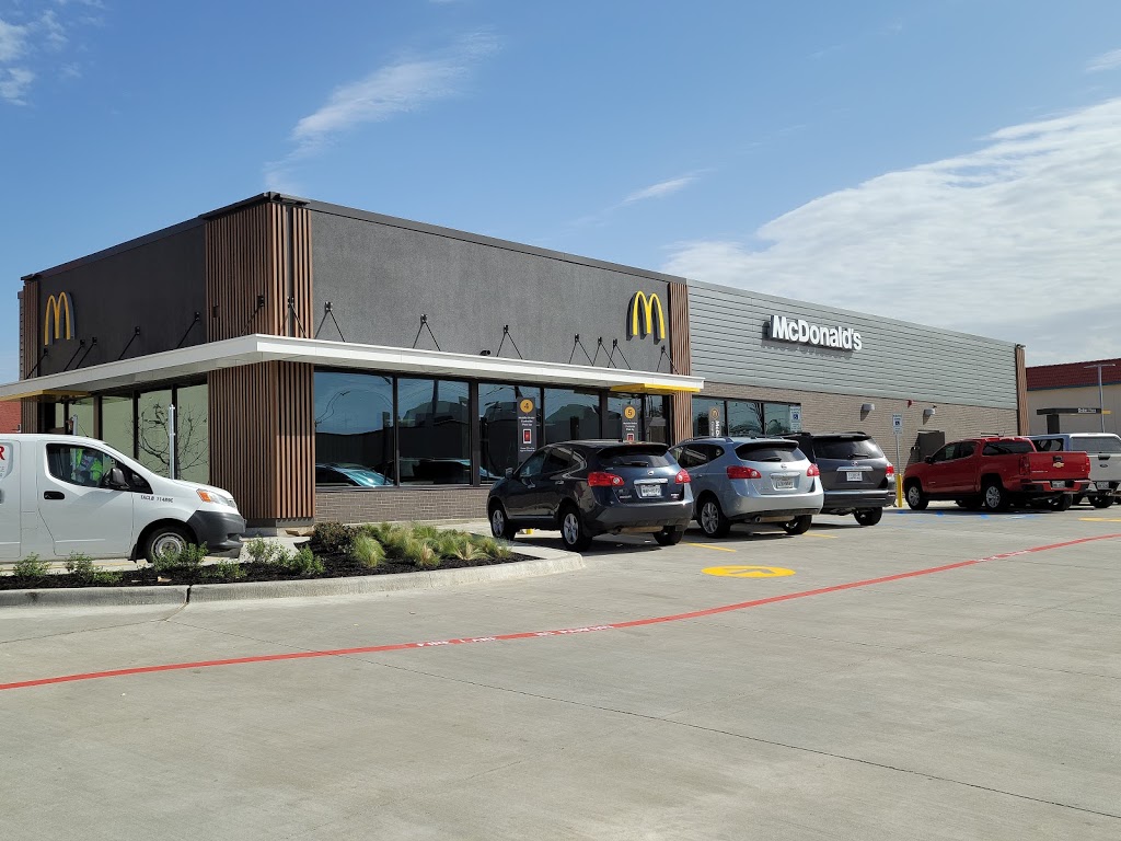 McDonalds | cafe | 1753 S Interstate 35E, Carrollton, TX 75006, USA | 9722451797 OR +1 972-245-1797