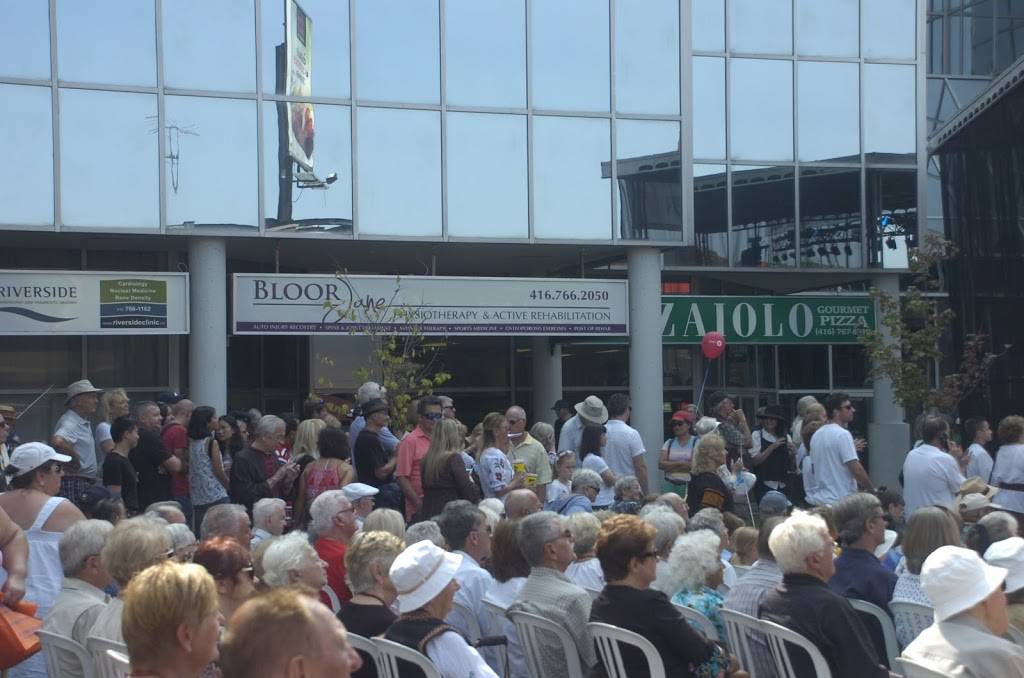 Pizzaiolo Gourmet Pizza | restaurant | 2425 Bloor St W, Toronto, ON M6S 1P9, Canada | 4167678910 OR +1 416-767-8910