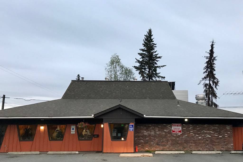 Thai Village Restaurant | restaurant | 954 Muldoon Rd, Anchorage, AK 99504, USA | 9073379559 OR +1 907-337-9559