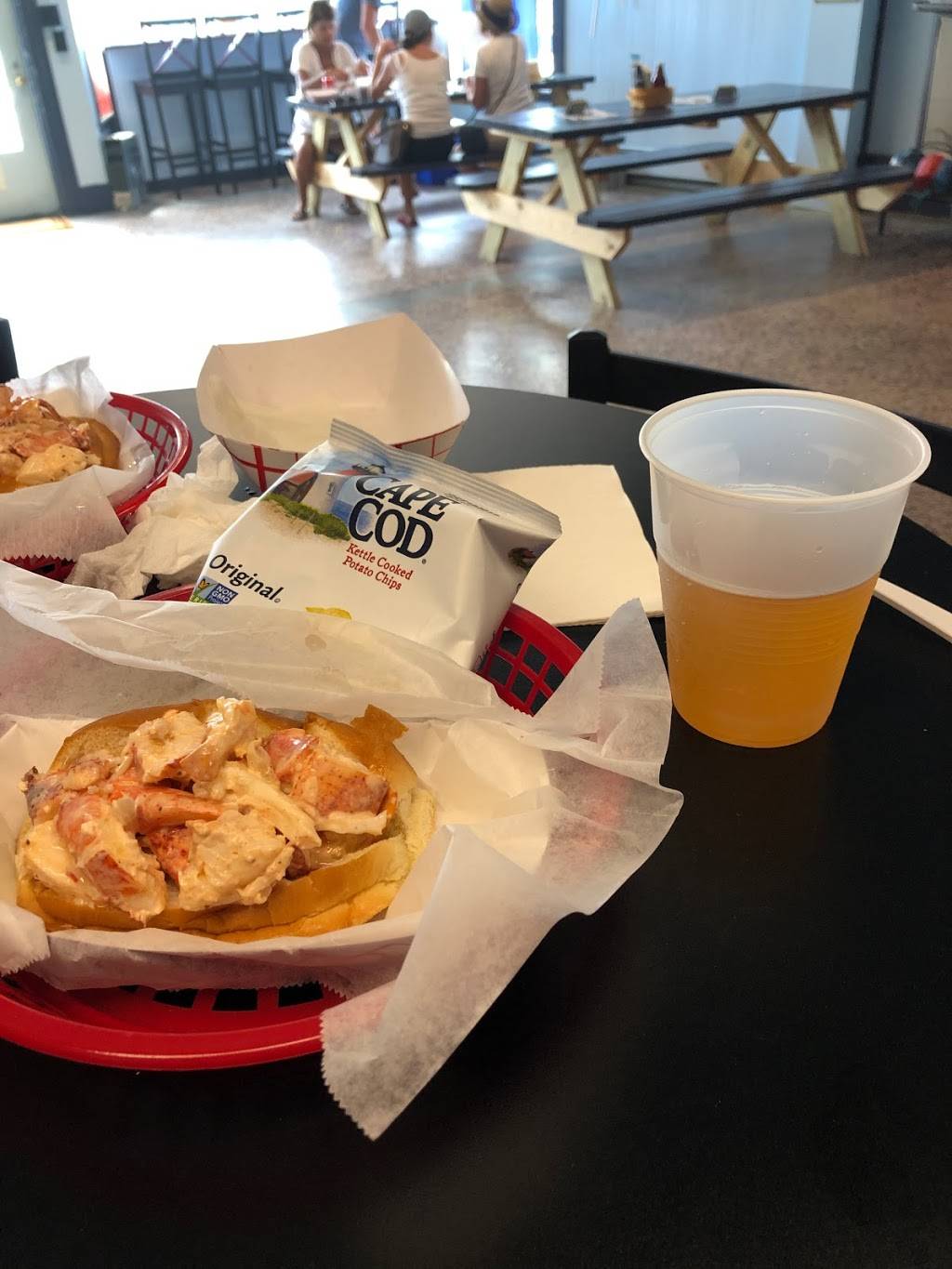 Cape Cod Lobster Rolls | restaurant | 239 Onset Ave, Wareham, MA 02571, USA | 5087437020 OR +1 508-743-7020
