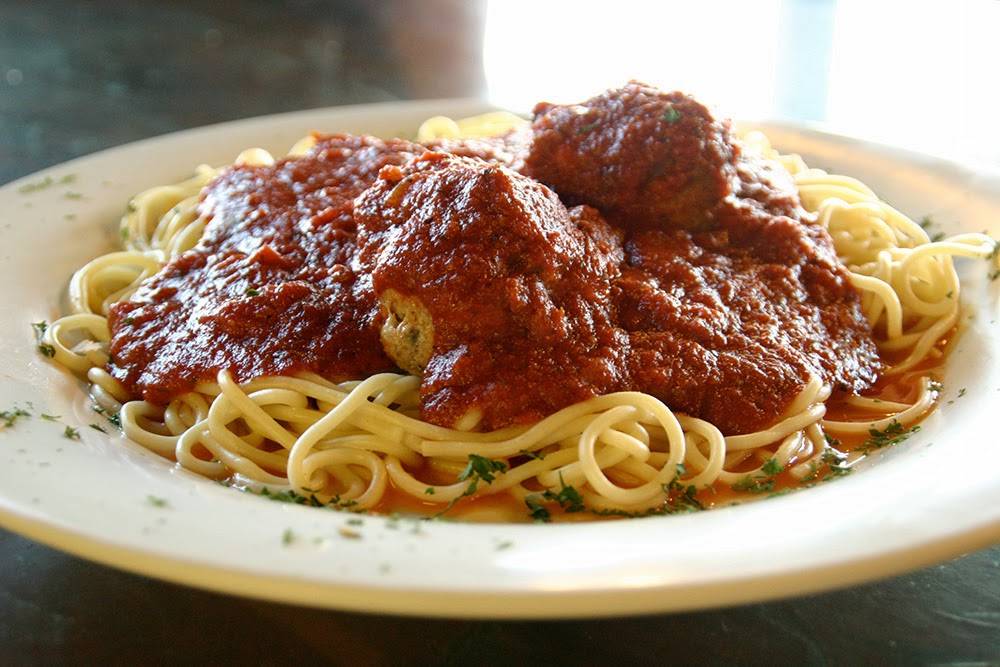 Ginos Pizza | restaurant | and F, 383 Ave Of The Flags UNIT E, Buellton, CA 93427, USA | 8056889442 OR +1 805-688-9442