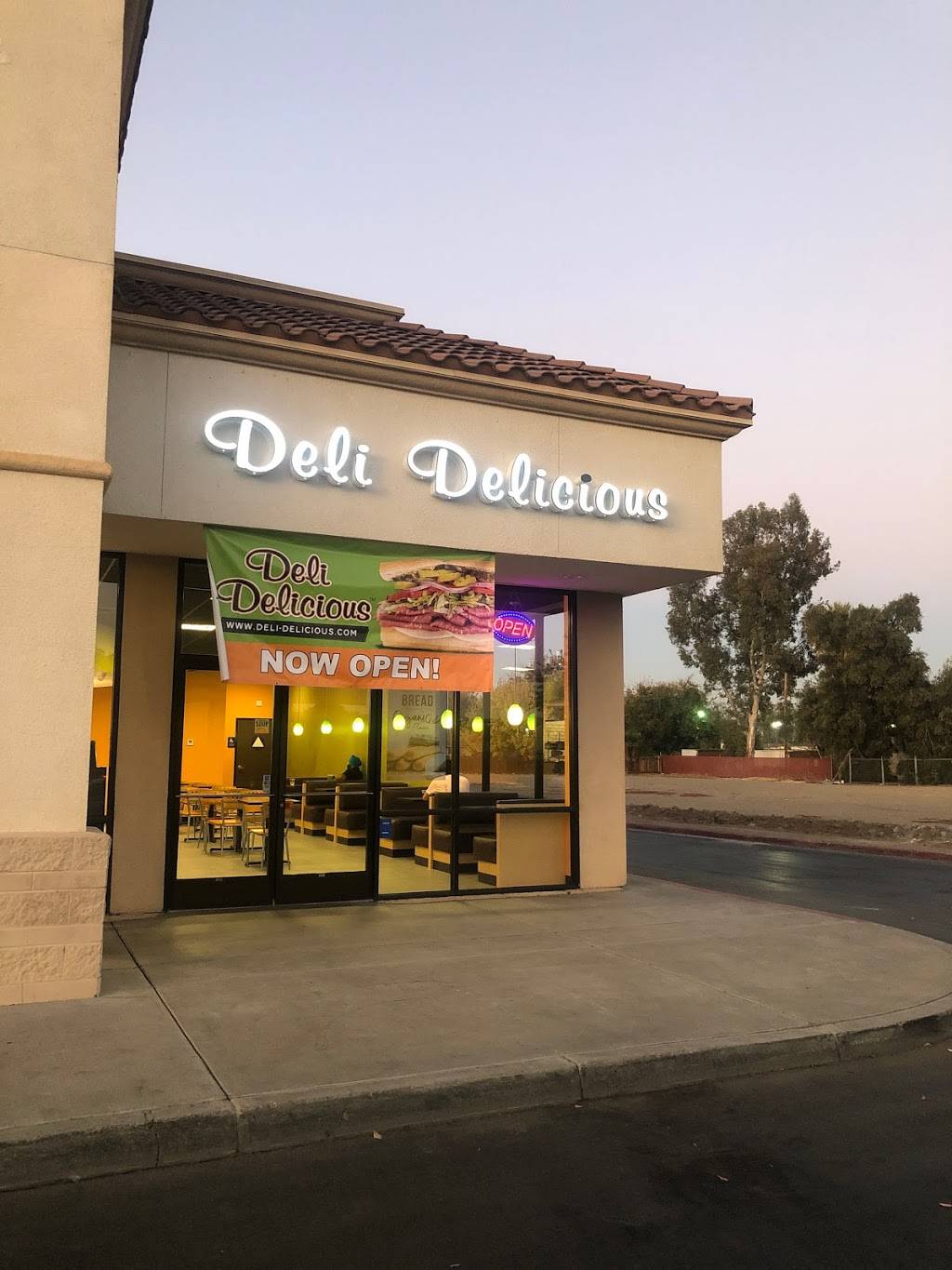 Deli delicious | restaurant | 1380 E Pacheco Blvd, Los Banos, CA 93635, USA | 2097109117 OR +1 209-710-9117