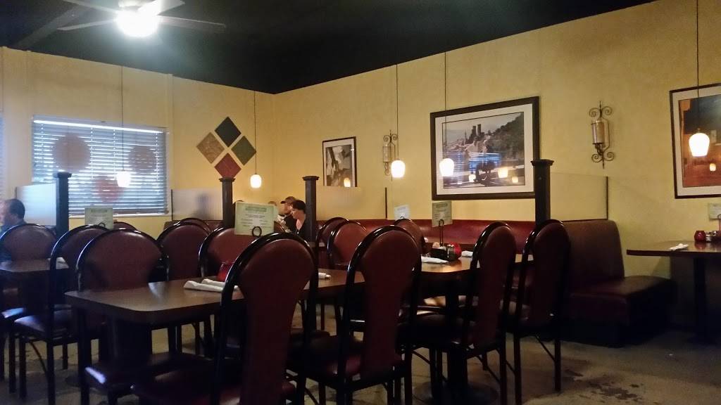 Avolios Italian Restaurant | restaurant | 15975 E San Bernardino Rd, Covina, CA 91722, USA | 6269602839 OR +1 626-960-2839