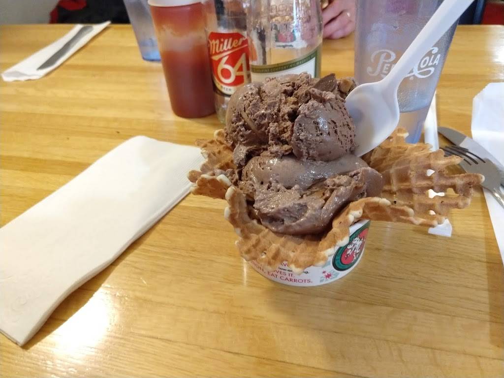 Creamery Pizza & Ice Cream | restaurant | 407 S Mill St, Rushford, MN 55971, USA | 5078647214 OR +1 507-864-7214