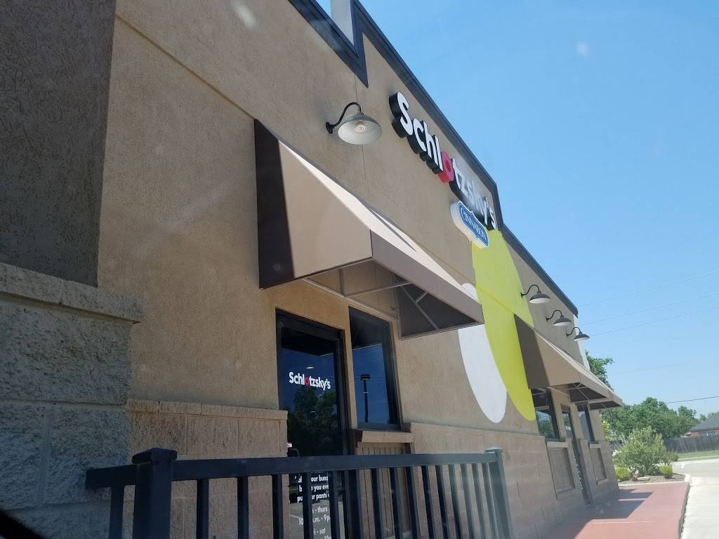 Schlotzskys | bakery | 628 W Danforth Rd, Edmond, OK 73003, USA | 4056960500 OR +1 405-696-0500