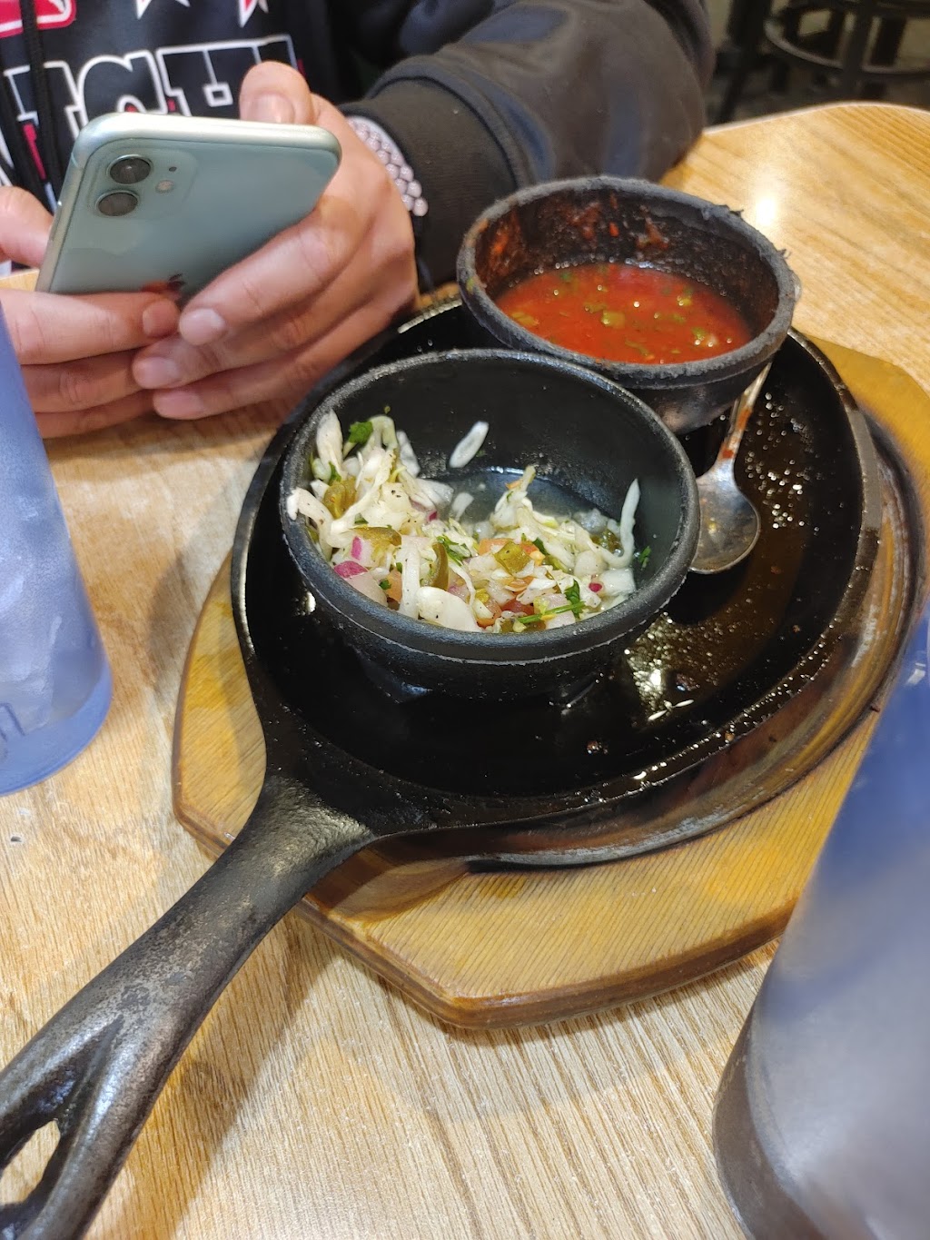 La Fiesta | restaurant | 110 E Main St, Fernley, NV 89408, USA | 7755751800 OR +1 775-575-1800