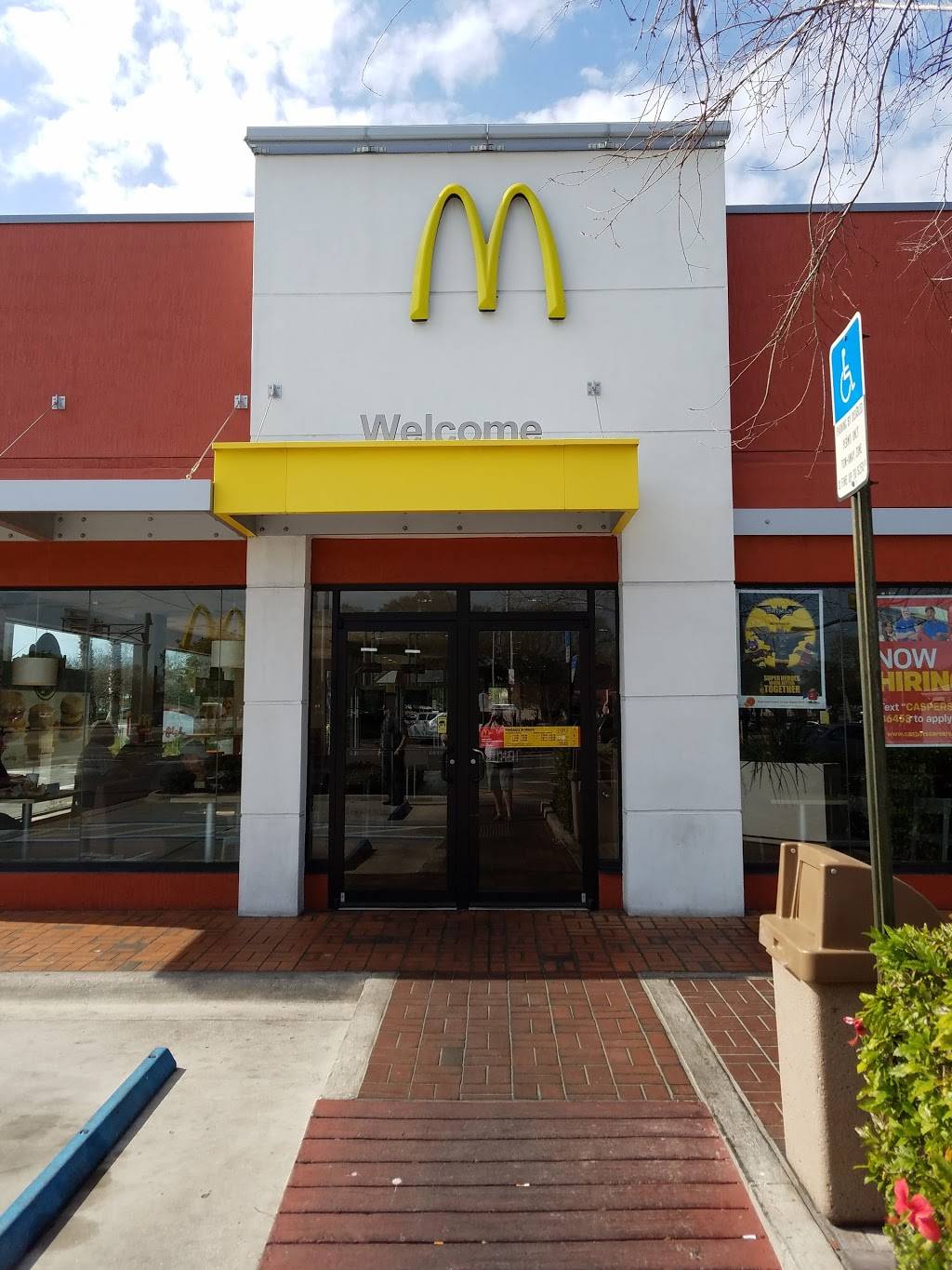 McDonalds | cafe | 2315 Tyrone Blvd N, St. Petersburg, FL 33710, USA | 7273815167 OR +1 727-381-5167