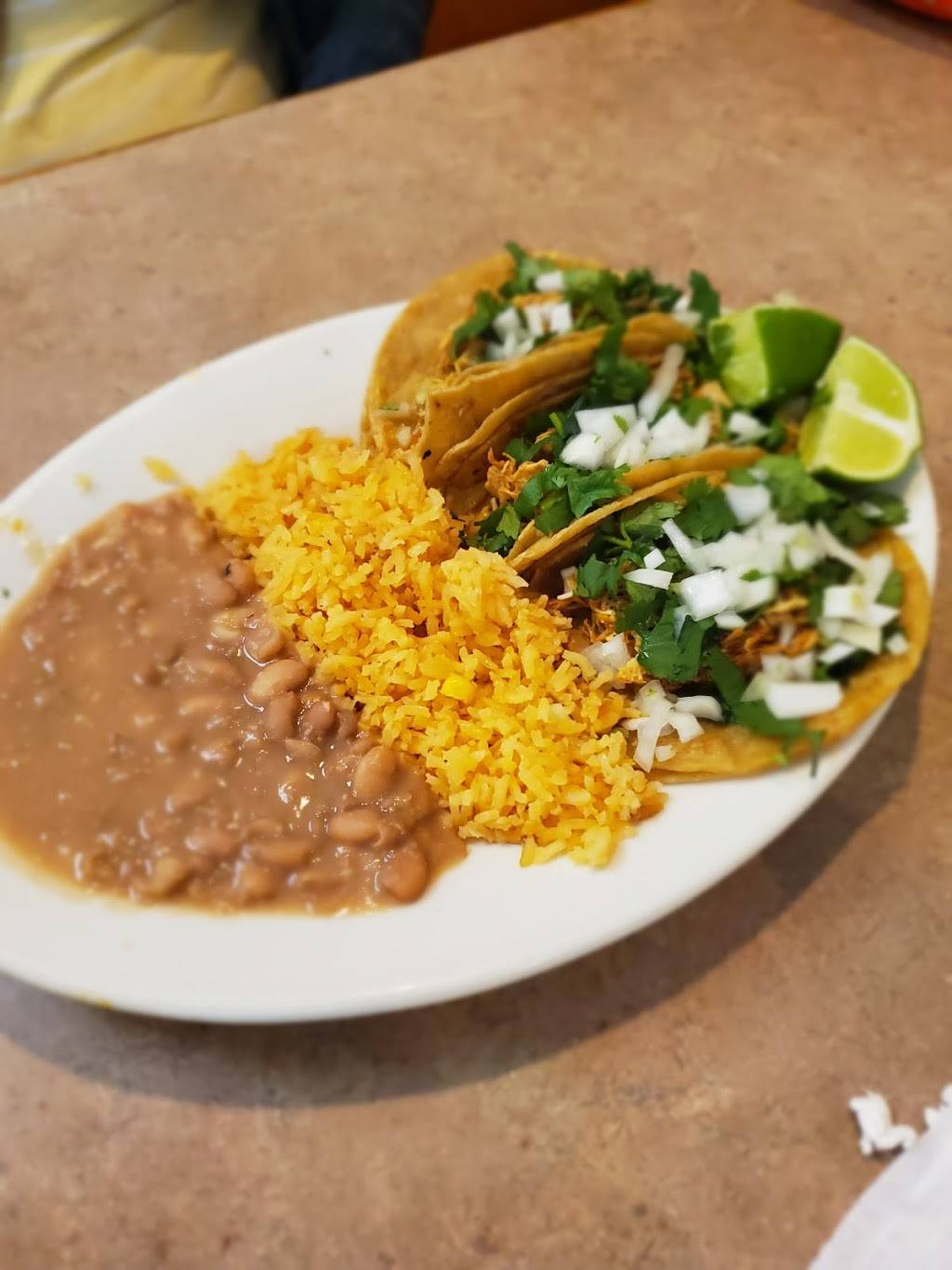 La Casa Del Pollo Loco | restaurant | 2747 Clyde Park Ave SW, Wyoming, MI 49509, USA | 6162612661 OR +1 616-261-2661