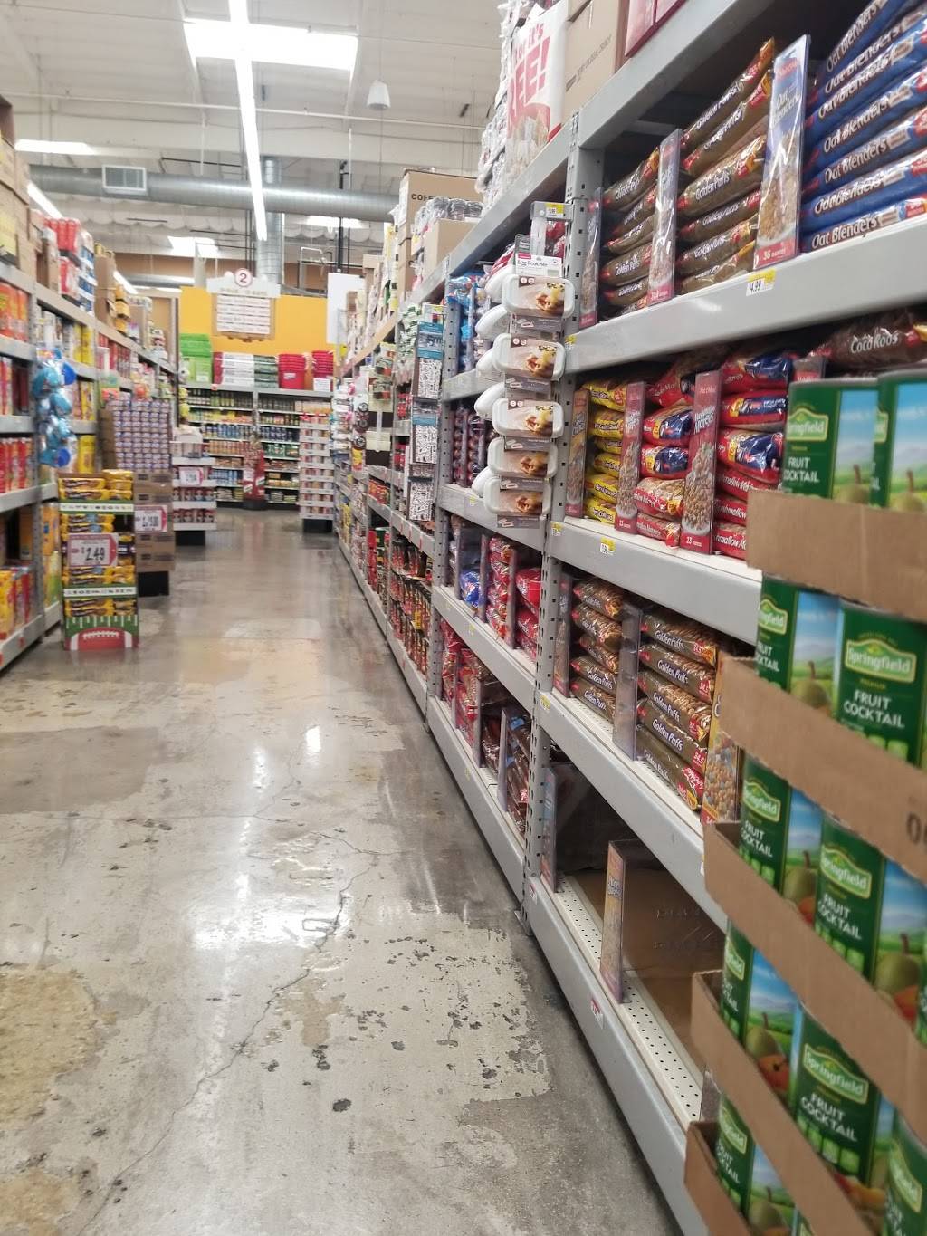 Rona Plaza | shopping mall | 2003-2015 W 1st St, Santa Ana, CA 92703, USA | 8588474600 OR +1 858-847-4600