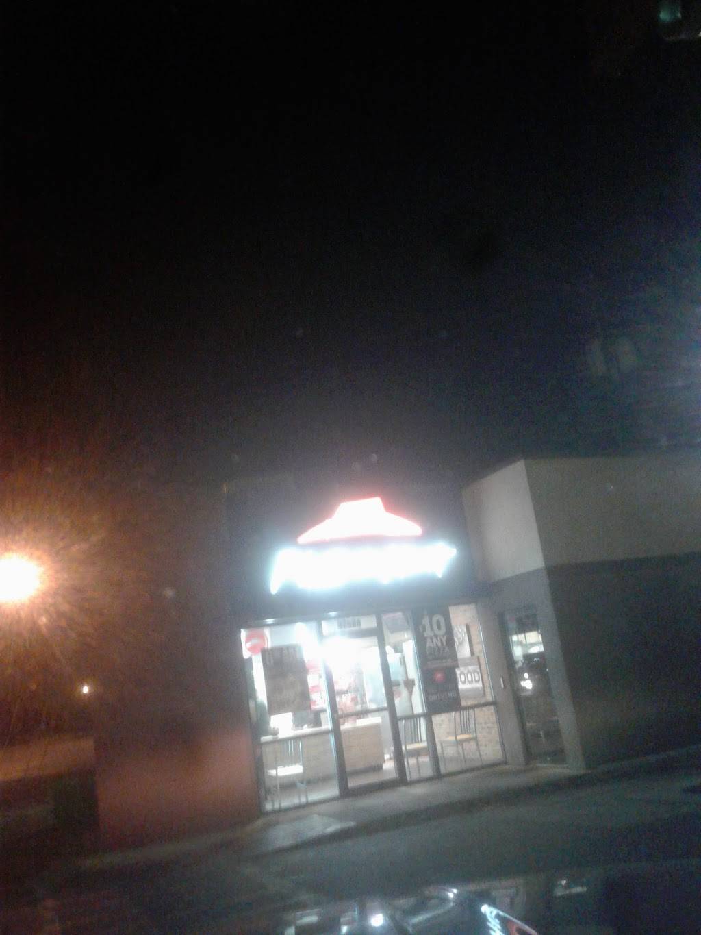 Pizza Hut | meal takeaway | 17580 Preston Rd, Dallas, TX 75252, USA | 9727139696 OR +1 972-713-9696