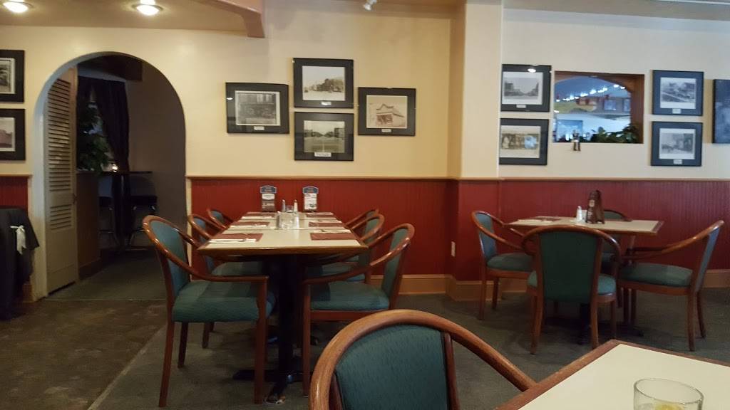 Milwaukee Gourmet House (formerly Muskies) | restaurant | 800 Milwaukee Ave, South Milwaukee, WI 53172, USA | 4144350181 OR +1 414-435-0181