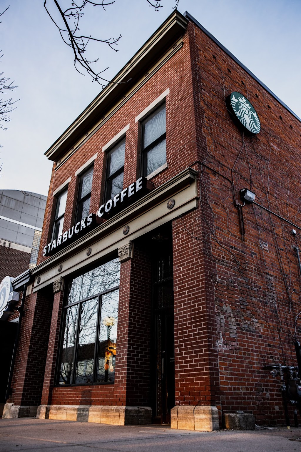 Starbucks | cafe | 228 S Clinton St, Iowa City, IA 52240, USA | 3193384788 OR +1 319-338-4788