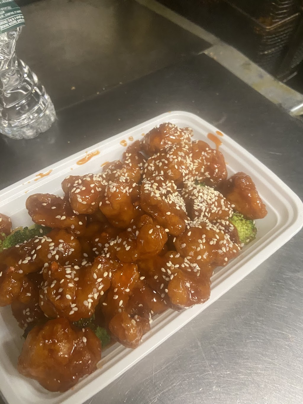 east lake chinese restaurant | restaurant | 6228 Bustleton Ave, Philadelphia, PA 19149, USA | 2157438882 OR +1 215-743-8882