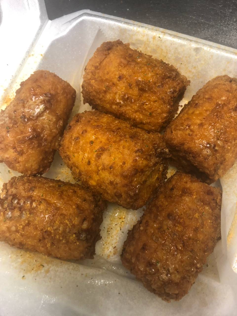 Byhalia Wings N Things | restaurant | 28 Chase St, Byhalia, MS 38611, USA | 6628385959 OR +1 662-838-5959