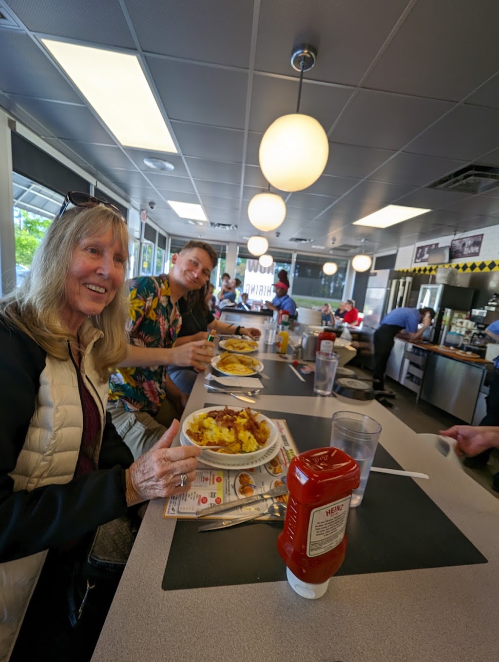 Waffle House | restaurant | 708 E Robinson Ave, Grovetown, GA 30813, USA | 7068427100 OR +1 706-842-7100