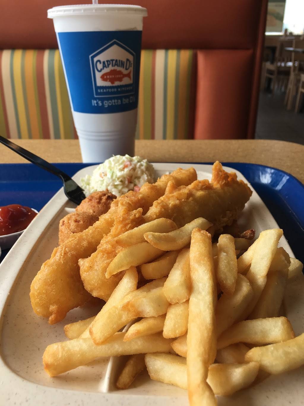 Captain Ds | restaurant | 3588 N Gloster St, Tupelo, MS 38804, USA | 6628447440 OR +1 662-844-7440