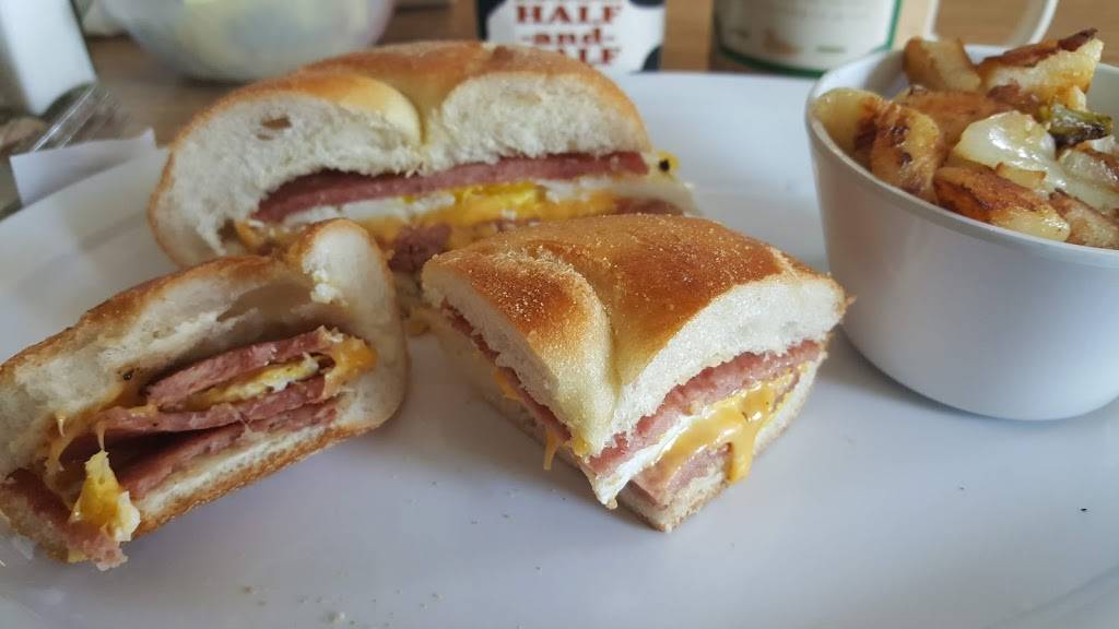 The 3 Cs Luncheonette | restaurant | 1001 SW Central Ave, Seaside Park, NJ 08752, USA | 7328304077 OR +1 732-830-4077