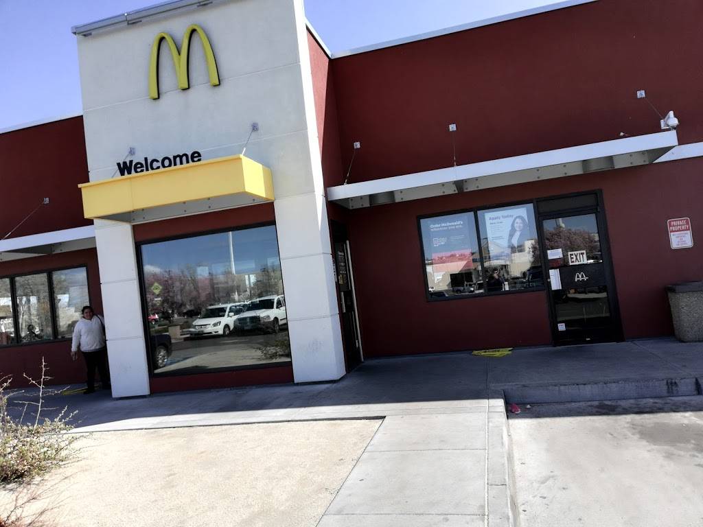McDonalds | cafe | 1810 Silverada Blvd, Reno, NV 89512, USA | 7753313560 OR +1 775-331-3560