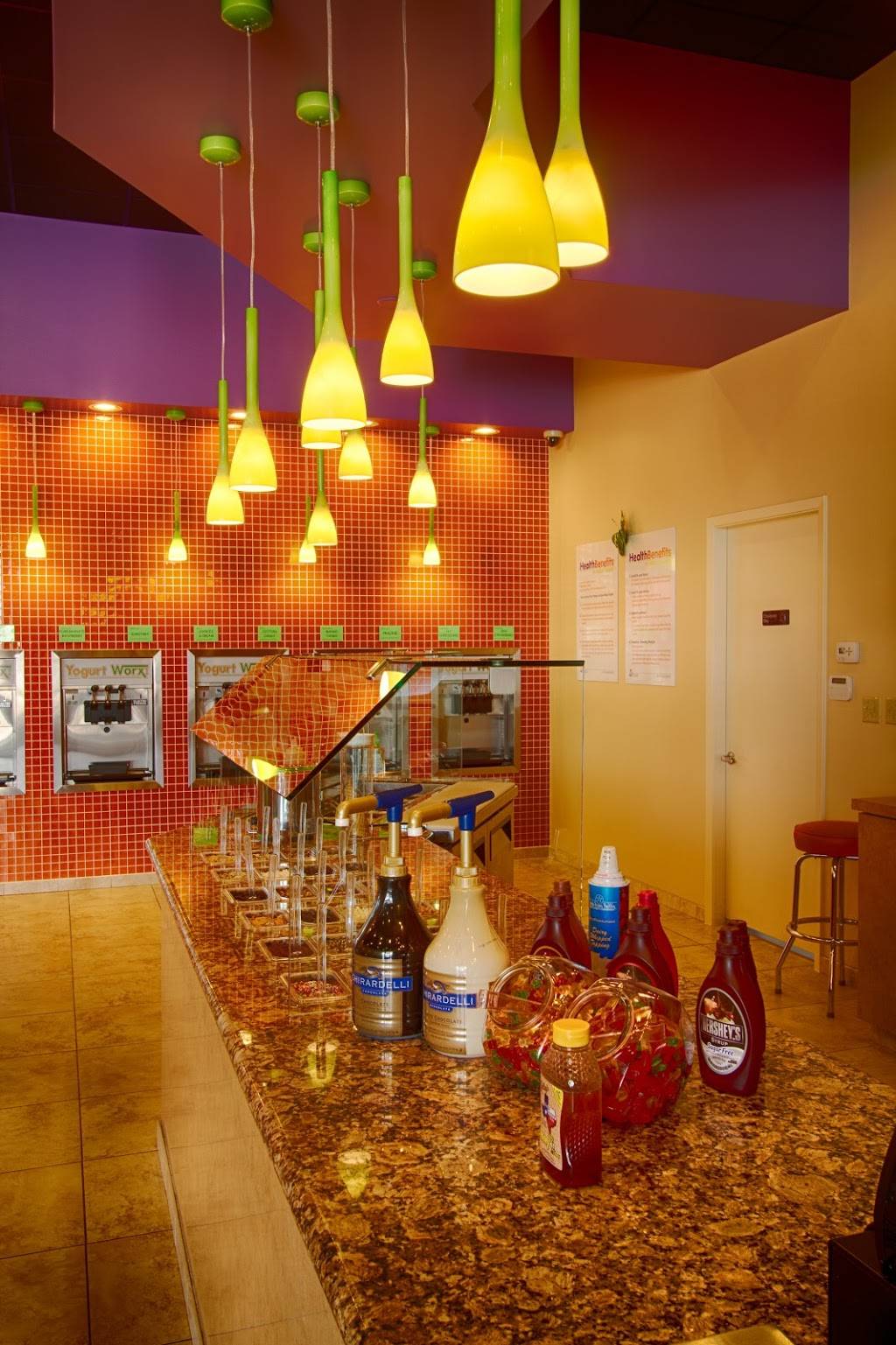 Yogurt Worx | restaurant | 1219-1333 Sawdust Rd, Spring, TX 77380, USA | 2812926645 OR +1 281-292-6645