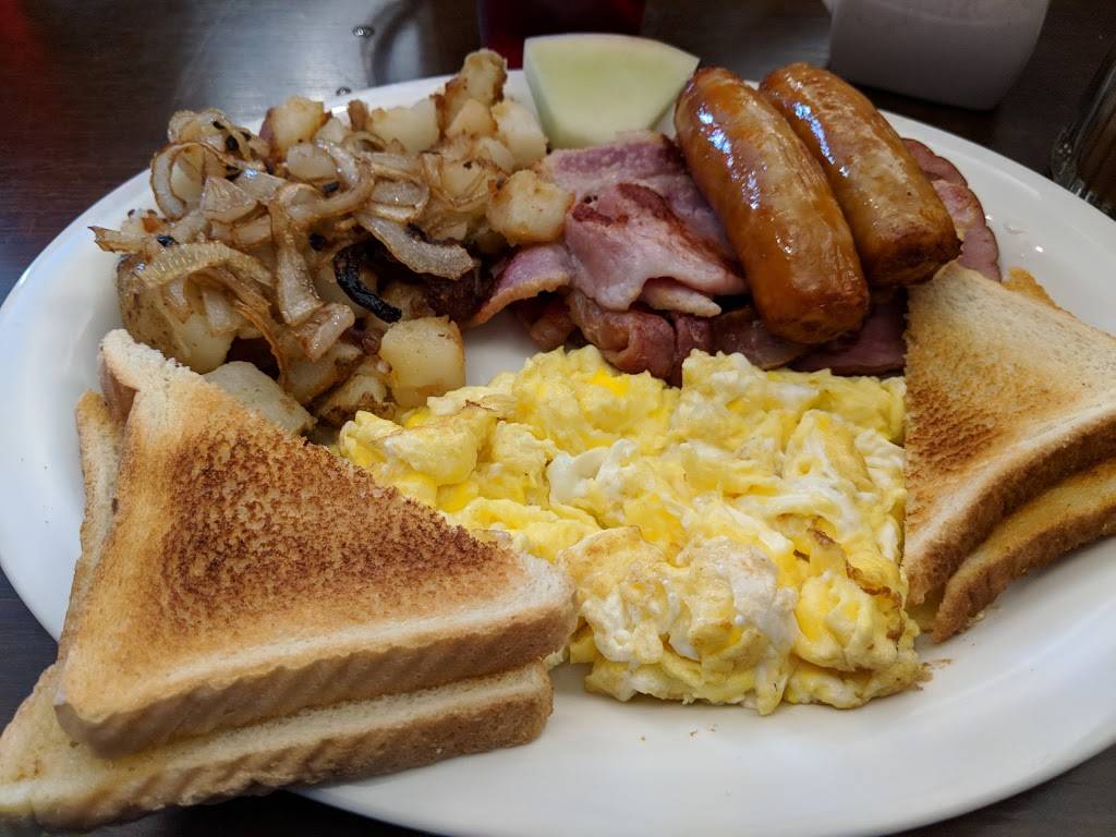 County Diner | restaurant | 2584 Manning Rd, Windsor, ON N8N 2L9, Canada | 5197393600 OR +1 519-739-3600