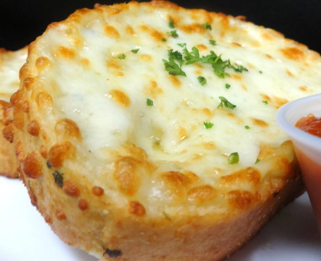 Broadway Bar & Pizza | restaurant | 11822 Aberdeen St NE, Blaine, MN 55449, USA | 7637555080 OR +1 763-755-5080