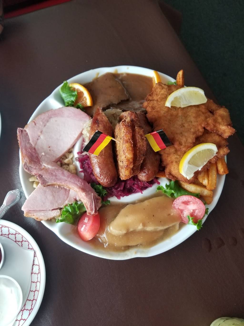 Edelweiss | restaurant | 2543 S Harbor City Blvd, Melbourne, FL 32901, USA | 3217236555 OR +1 321-723-6555