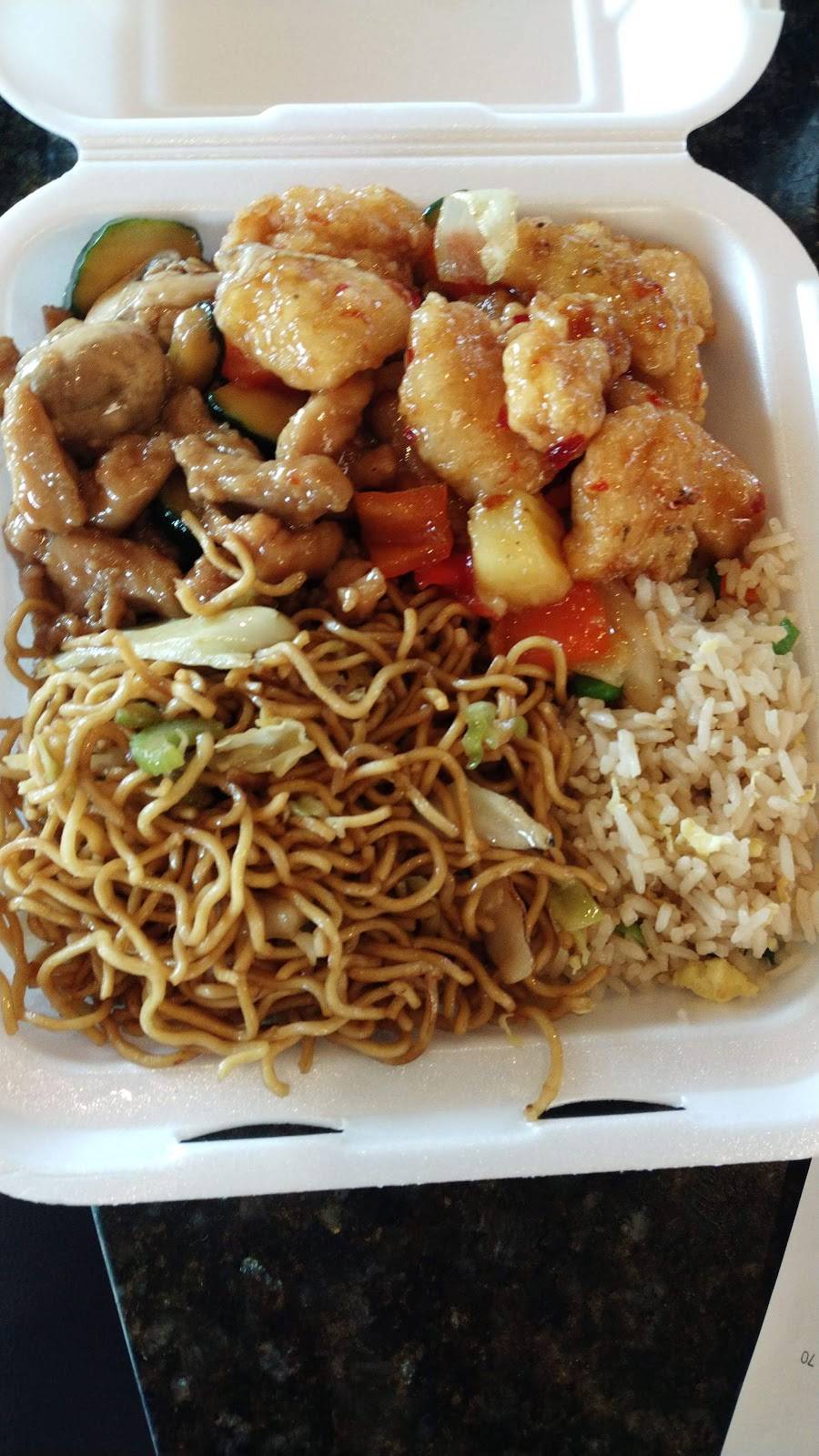 Panda Express | meal takeaway | 26529 Golden Valley Rd, Santa Clarita, CA 91350, USA | 6612843011 OR +1 661-284-3011