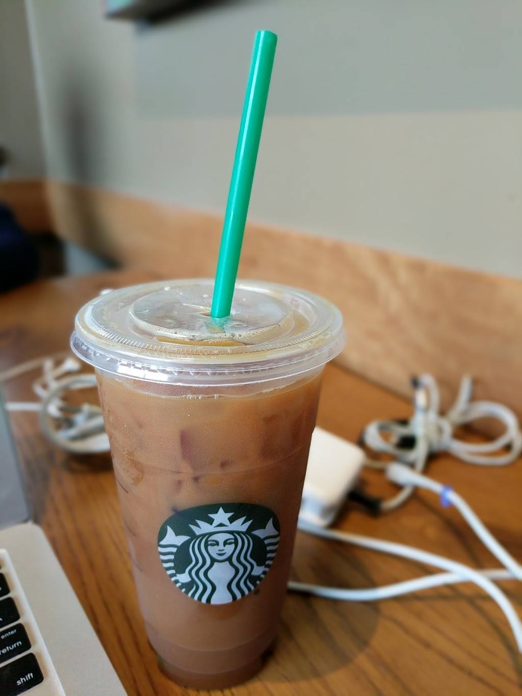 Starbucks | cafe | 779 Herndon Ave, Clovis, CA 93612, USA | 5592980750 OR +1 559-298-0750