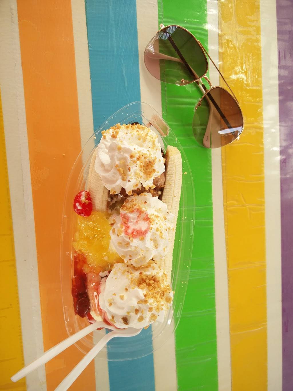 Dars Dairy Delight | meal takeaway | 1070 North Buck Road, Near The Entrance To East Harbor State Park, Lakeside Marblehead, OH 43440, USA | 4197051070 OR +1 419-705-1070