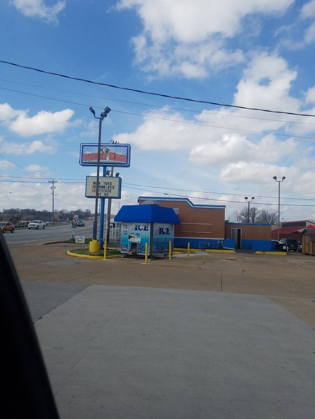 Heavenly Flavored Wings Express | restaurant | 1263 E 3rd St, Chattanooga, TN 37404, USA | 4234434766 OR +1 423-443-4766