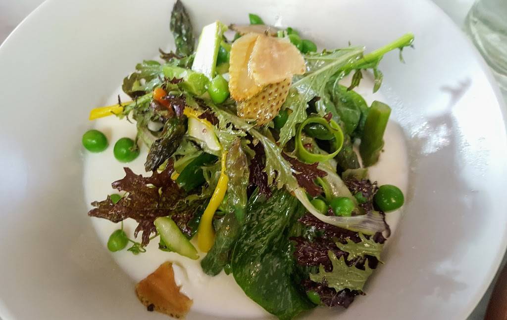 Hard Water | restaurant | Pier 3, The Embarcadero, San Francisco, CA 94111, USA | 4153923021 OR +1 415-392-3021